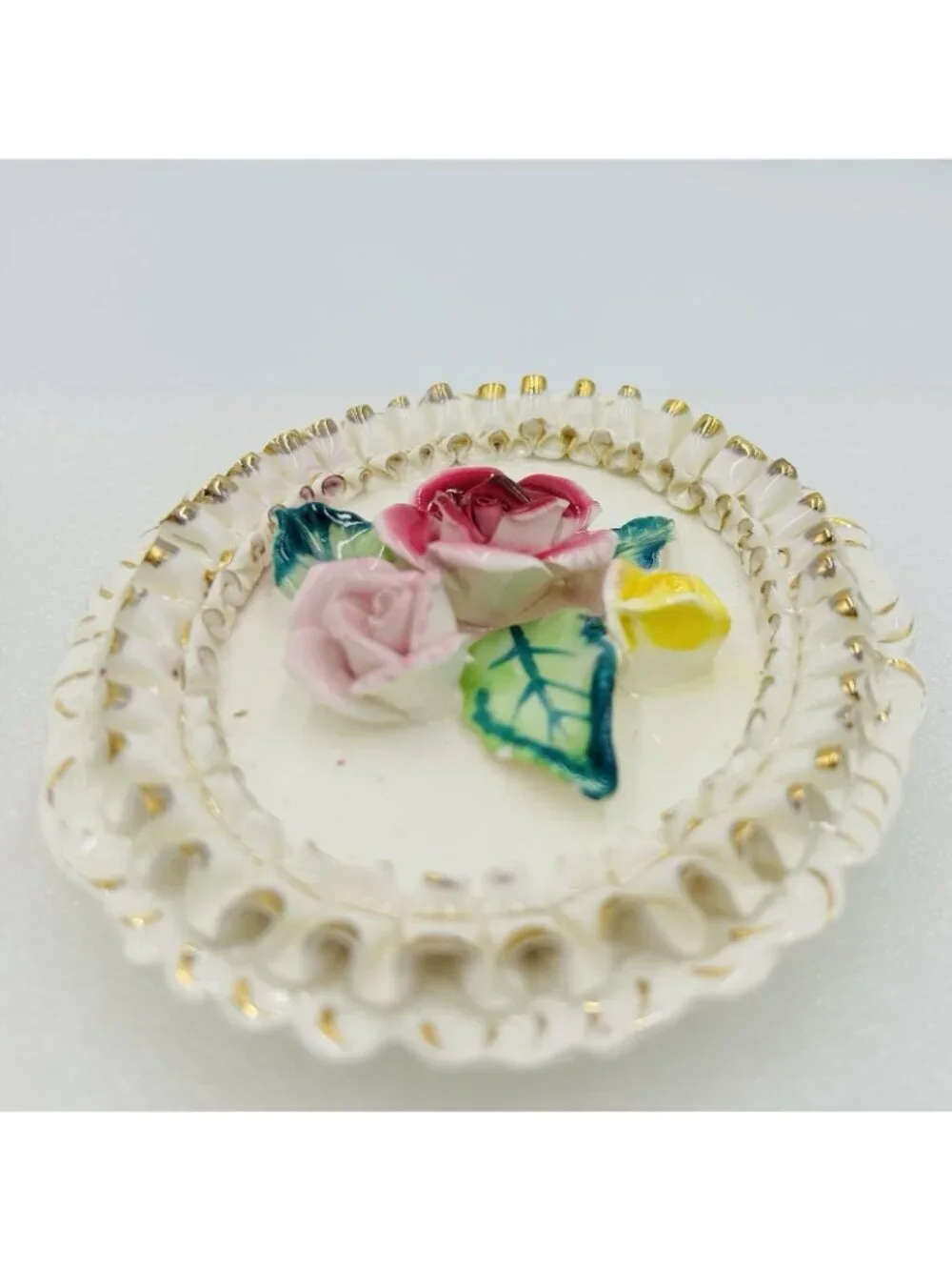 Unbranded vintage victorian